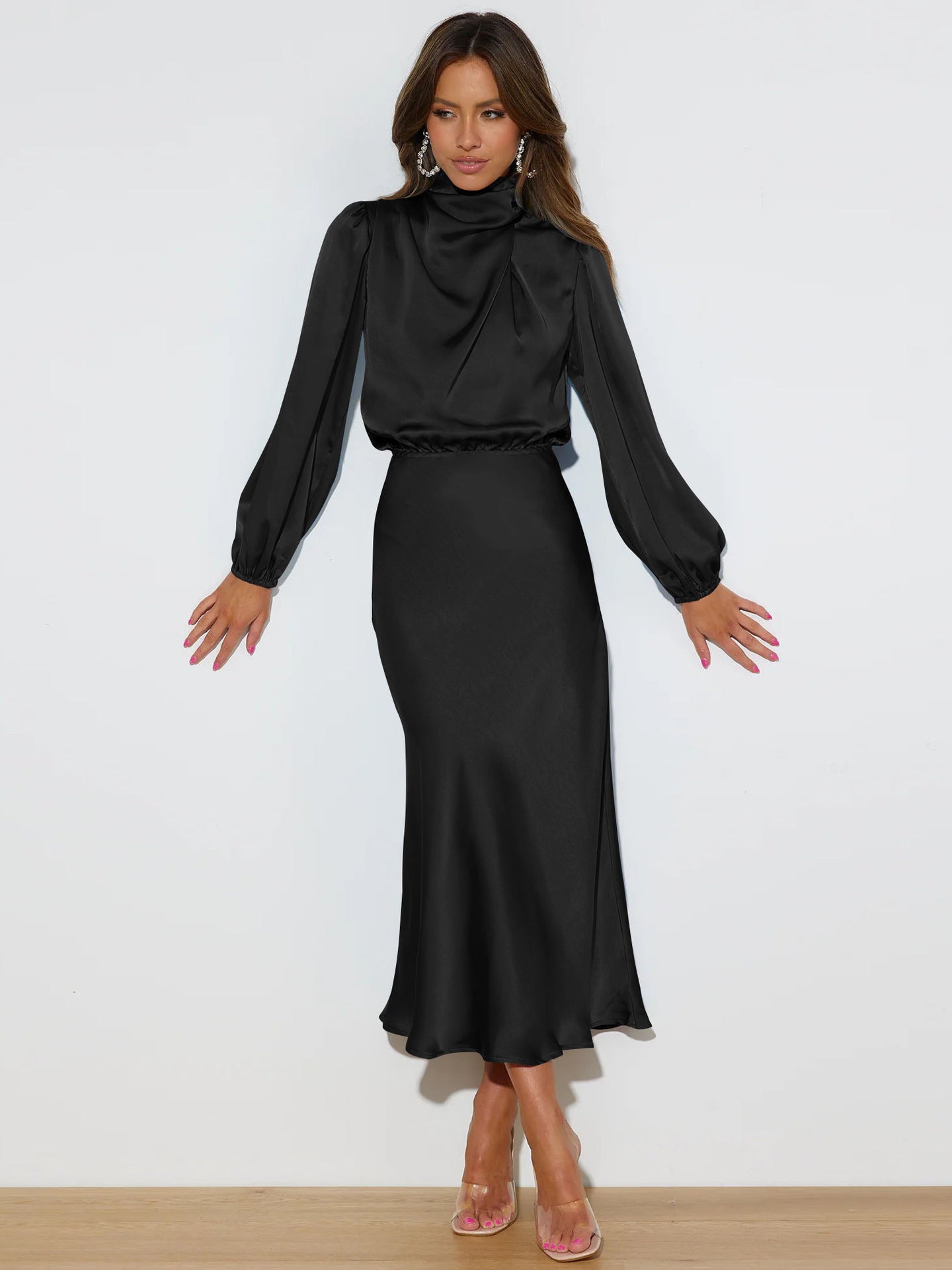 Spring And Autumn Halterneck Long-sleeved Formal Satin Dress